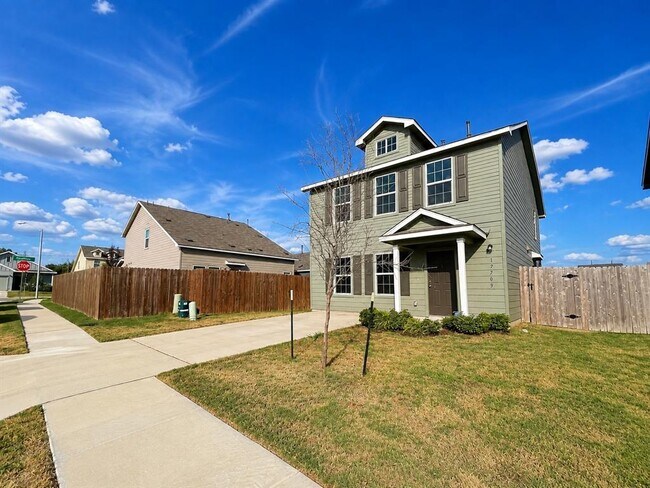 Foto del edificio - 17709 Sulphur Spring Way