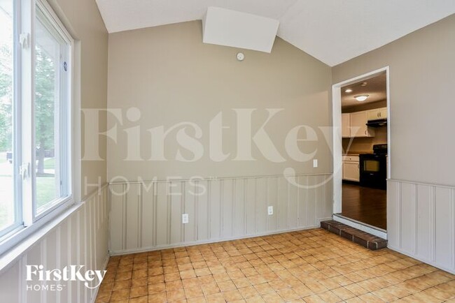 Foto del edificio - 2483 Soundview Ct