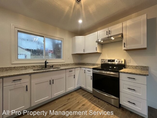 Building Photo - 3 br, 2 bath House - 628 Algonquin Dr