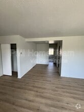 Building Photo - 1036 Healy St