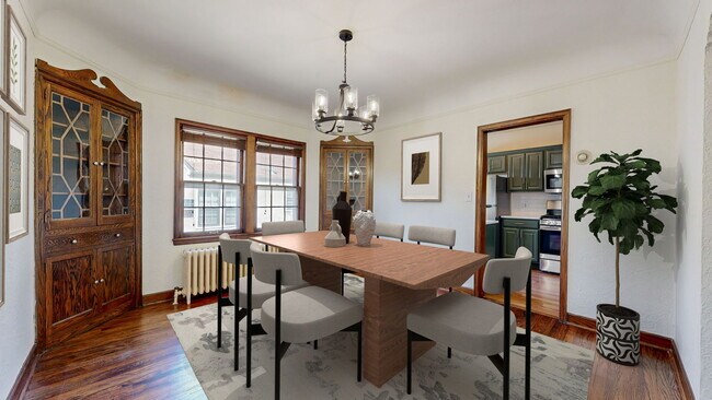 Foto del edificio - 4017 DuPont Ave S