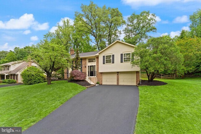 Foto del edificio - 2660 Oakton Glen Dr