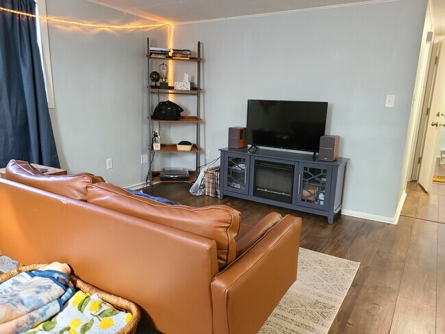 Foto del edificio - 1321 14th St S