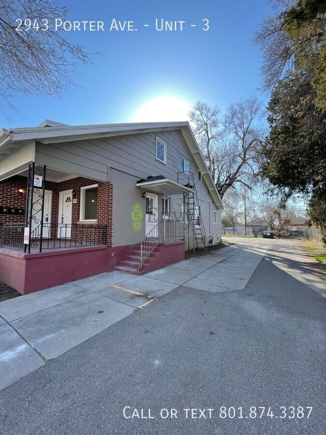 Foto del edificio - 2943 Porter Ave