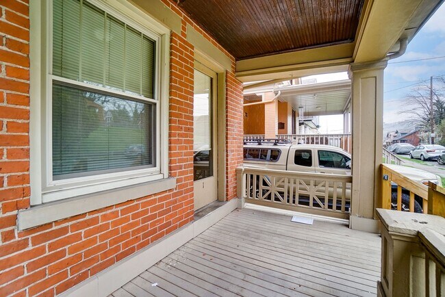 Foto del edificio - 1816 Jefferson Ave