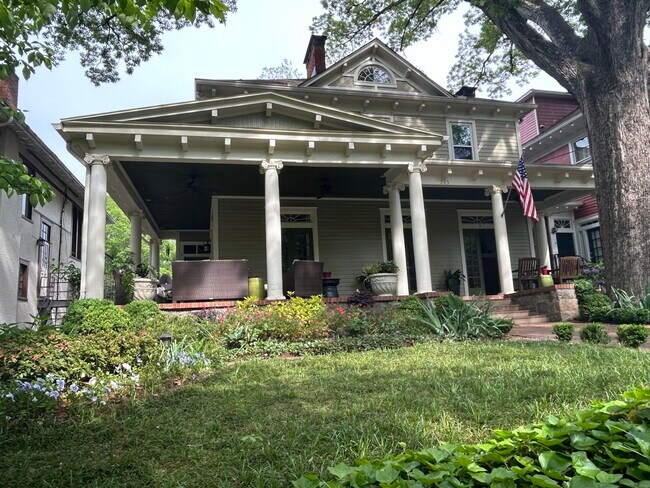 Foto del edificio - 795 Myrtle St NE