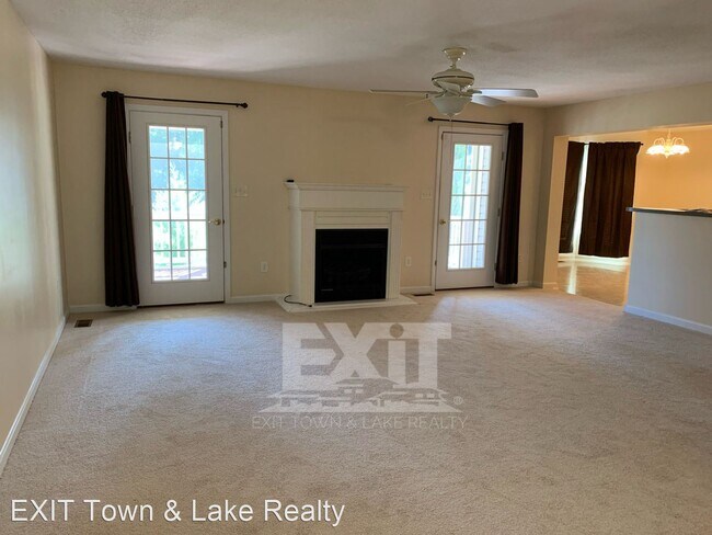 Building Photo - 3 br, 2 bath House - 74 Longwood Dr - 74 L...