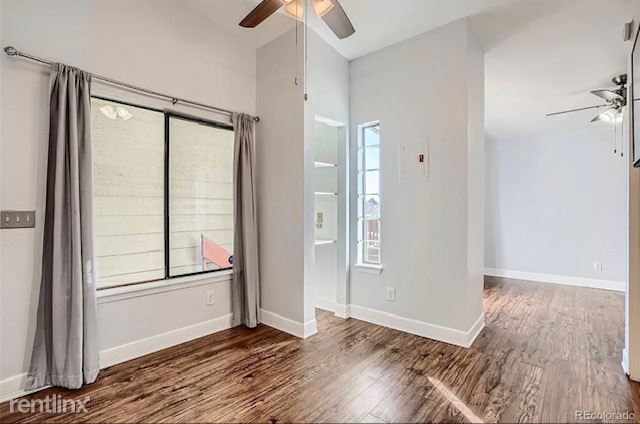 Building Photo - 1 br, 1 bath Condo - 962 S. Dearborn Way 1...