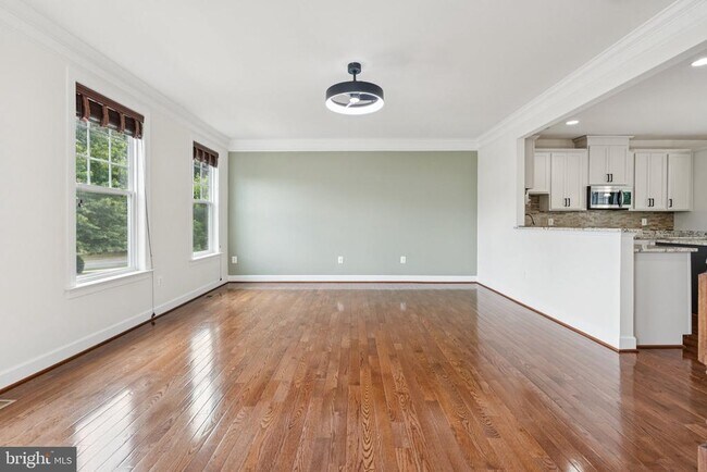Building Photo - 10290 Greenspire Dr