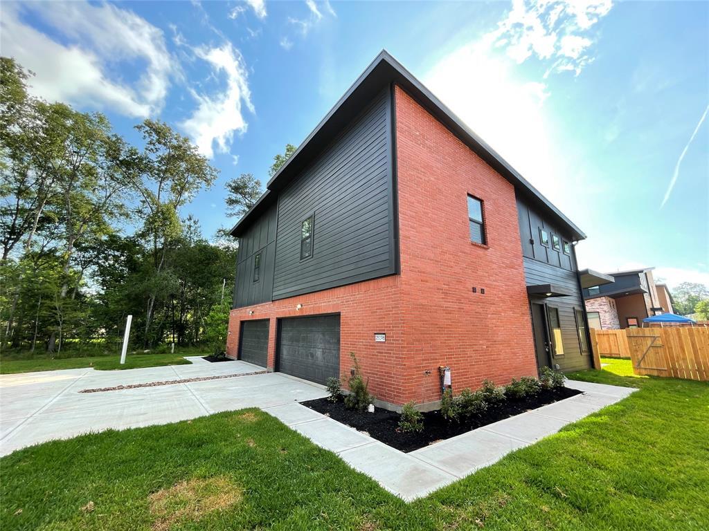 2517 Appian Way Unit B, New Caney, TX 77357 Condo for Rent in New Caney, TX