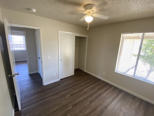 Building Photo - TAKE A LOOK AT THIS BEAUTIFUL 3 BEDROOM HOME! (Avail. 8/29/17)