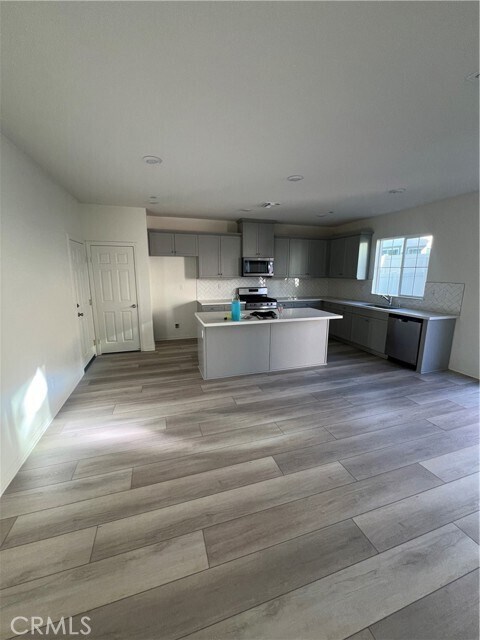Foto del edificio - 16551 Trailblazer Ave