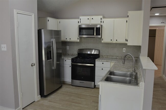 Building Photo - 9130 Autumn Harvest Dr