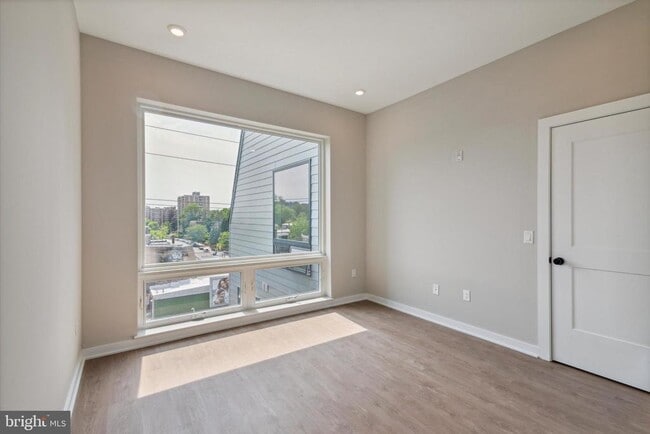 Foto del edificio - 308 W Chelten Ave