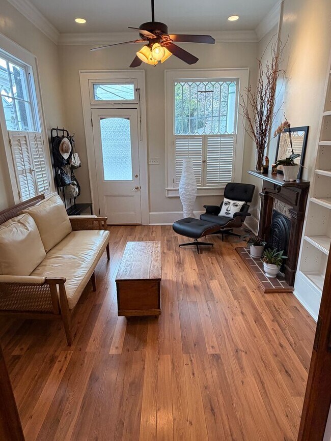 Foto del edificio - Gorgeous 1BD/1.5BA Uptown