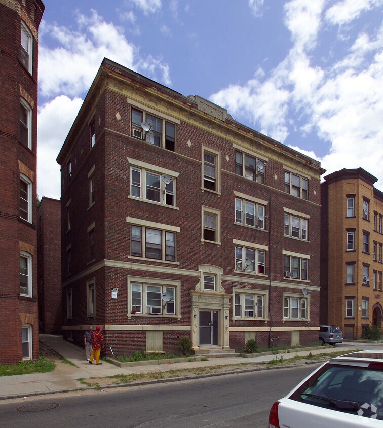 Building Photo - 33-37 Spring St