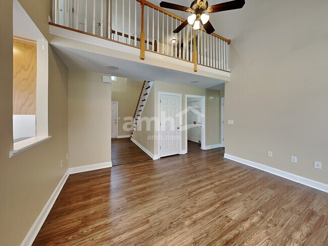 Foto del edificio - 1004 Ponape Ct