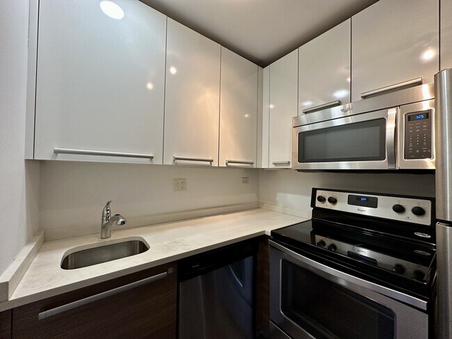 Foto del edificio - 925 W Carmen Ave