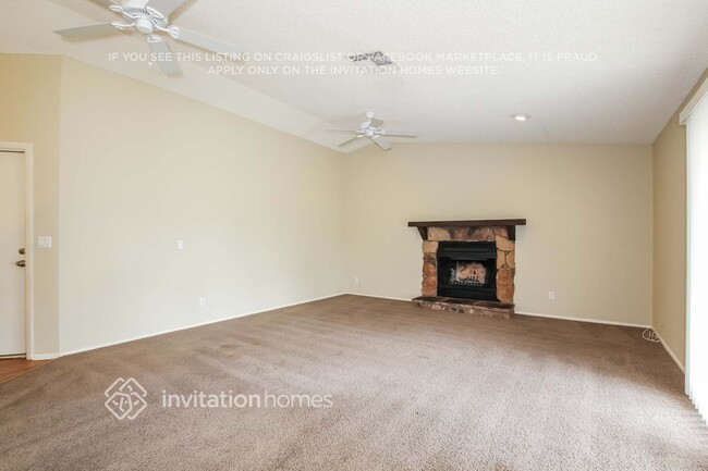Building Photo - 3538 E Anderson Dr