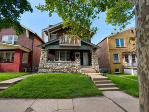Building Photo - 3632 Phillips Pl