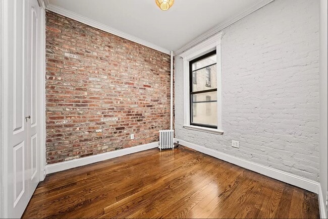 Building Photo - 336 East 18th Street