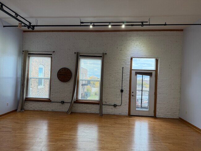 Foto del edificio - 720 S Marquette St