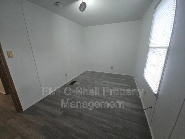 Foto del edificio - 3903 Bowens Ct