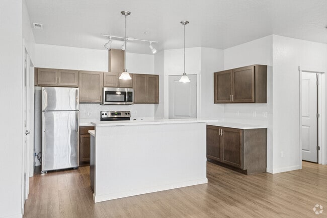 The Hayden 2BR, 2BA - 1,022SF - Dining Area - Legacy Villas