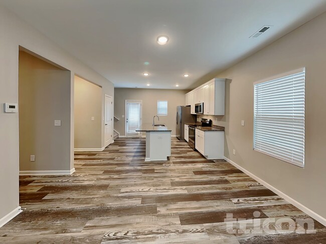 Building Photo - 234 W Turner St