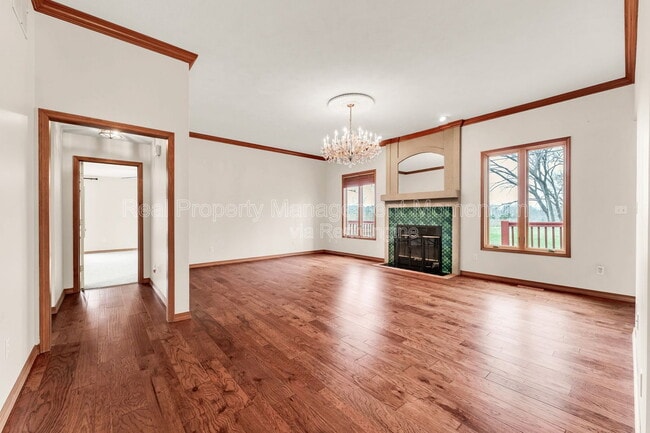 Foto del edificio - 271 Loganberry Rd