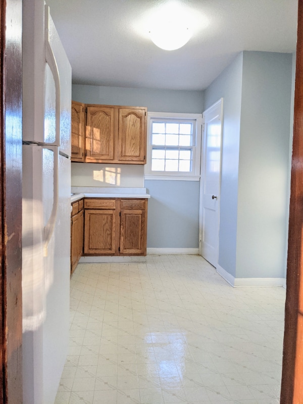 Building Photo - 1215 7th Ave SE