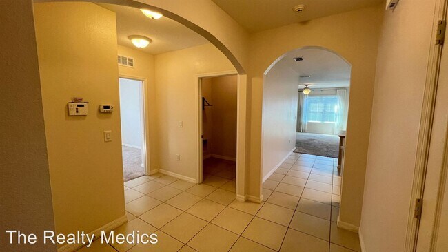 Building Photo - 4 br, 2 bath House - 456 White Coral Ln