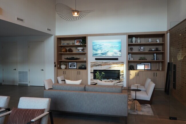 Casa club - 19355 N 73rd Way