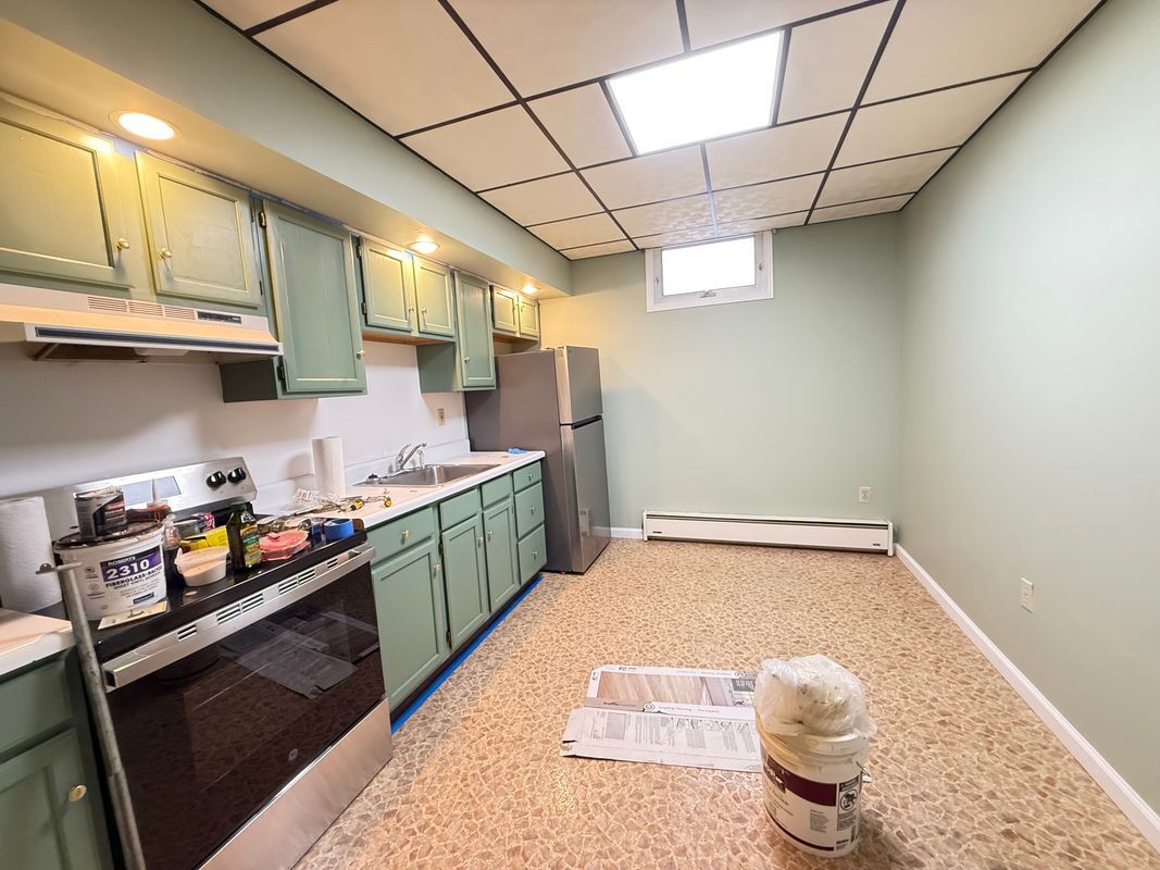 Foto principal - 132 E Main St