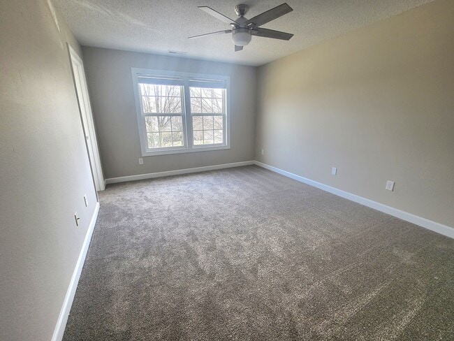 Building Photo - 8116 Sand Ridge Cir