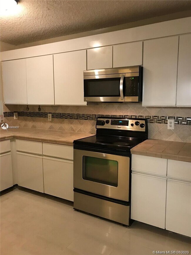 Foto del edificio - 149 NW 98th Ter