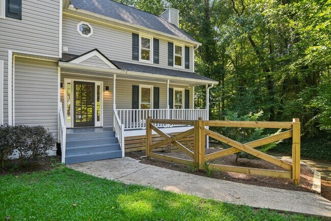 Building Photo - 2799 Brookcliff Landing NE