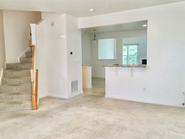 Building Photo - 3 br, 2.5 bath Townhome - 5324 Wyndholme Cir