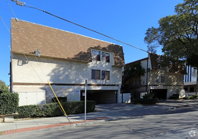 Foto del edificio - Riverine Apartments