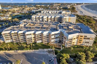 Building Photo - 6650 Sunset Way