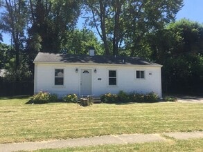 Building Photo - 1934 Junction Ave