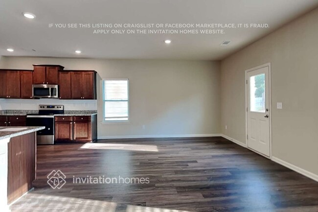 Building Photo - 516 Moline Wy