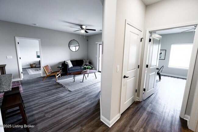Foto del edificio - 8500 Westmont Dr