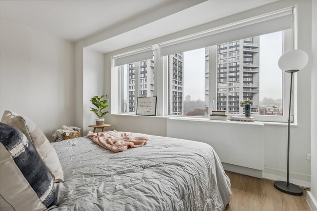 Building Photo - Heritage House by Outpost (Furnished Rentals
