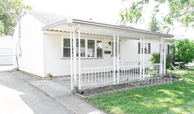 Building Photo - 2530 Bellfield St