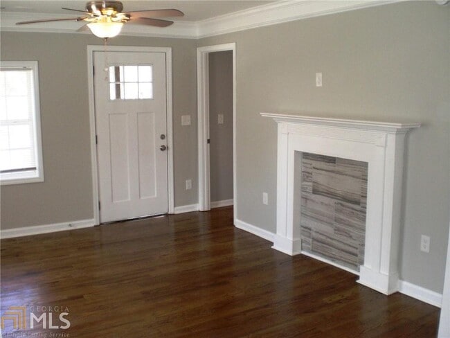Foto del edificio - 2207 Emory St NW