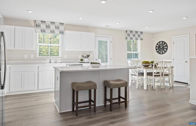 Foto del edificio - 92 Everglades Rd