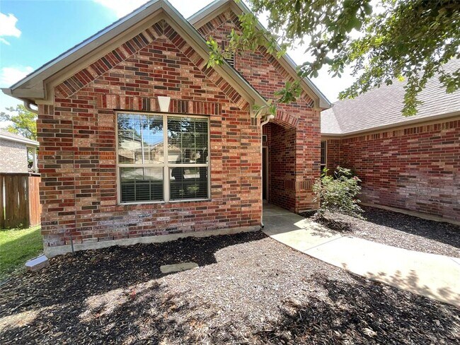 Foto del edificio - 212 Choke Canyon Ln