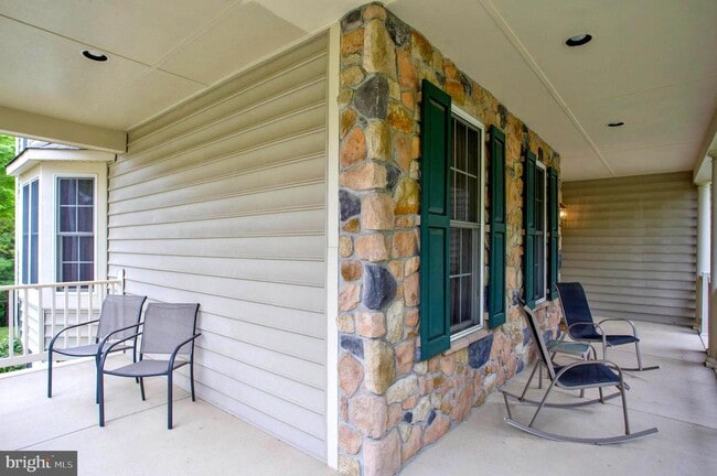Building Photo - 4611 Dickens Pride Ct