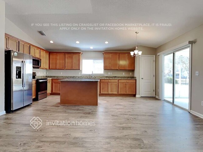 Building Photo - 1460 Heather Ct